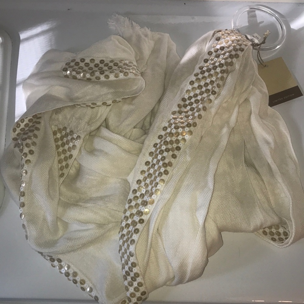 Limited edition scarf